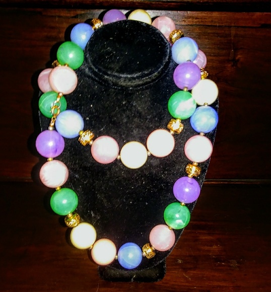 Necklace - Picture 3 of 3